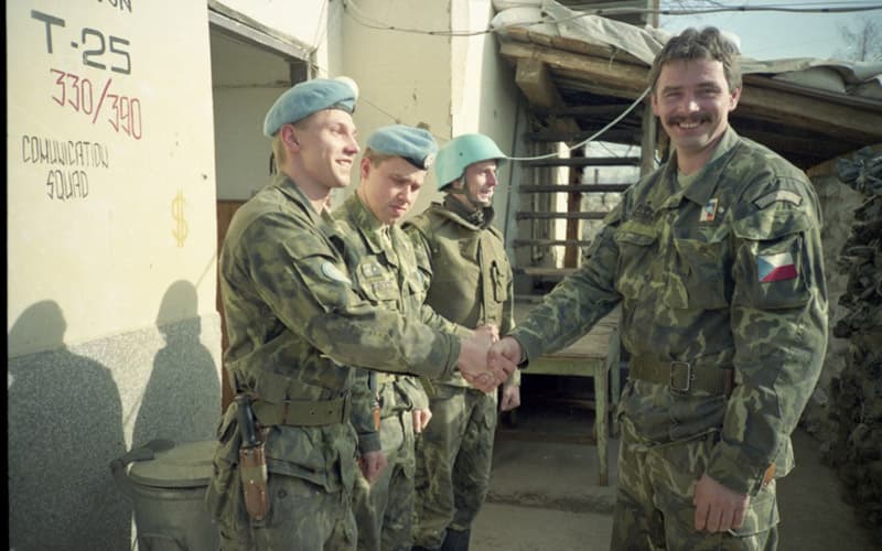 Rtm. Vladimír L. v uniformě během mise UNPROFOR.