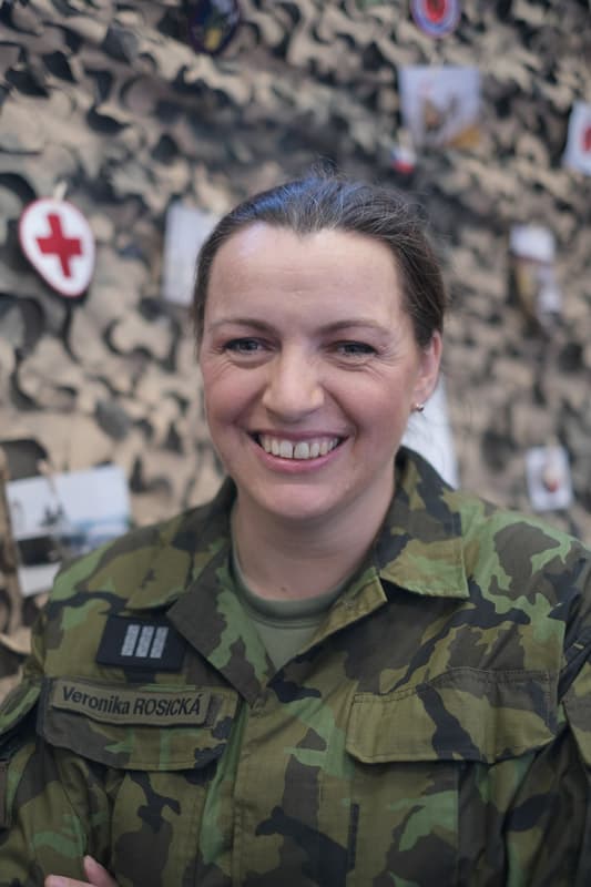 Prap. Veronika Rosická v uniformě.